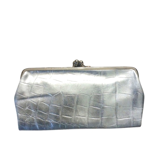 Silver Crocodile-Embossed Clutch Leather Wallet - Picture 1 of 9